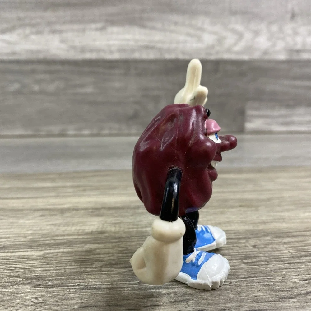 California Raisins PVC Figure Finger Pointing Up Raisin Vintage